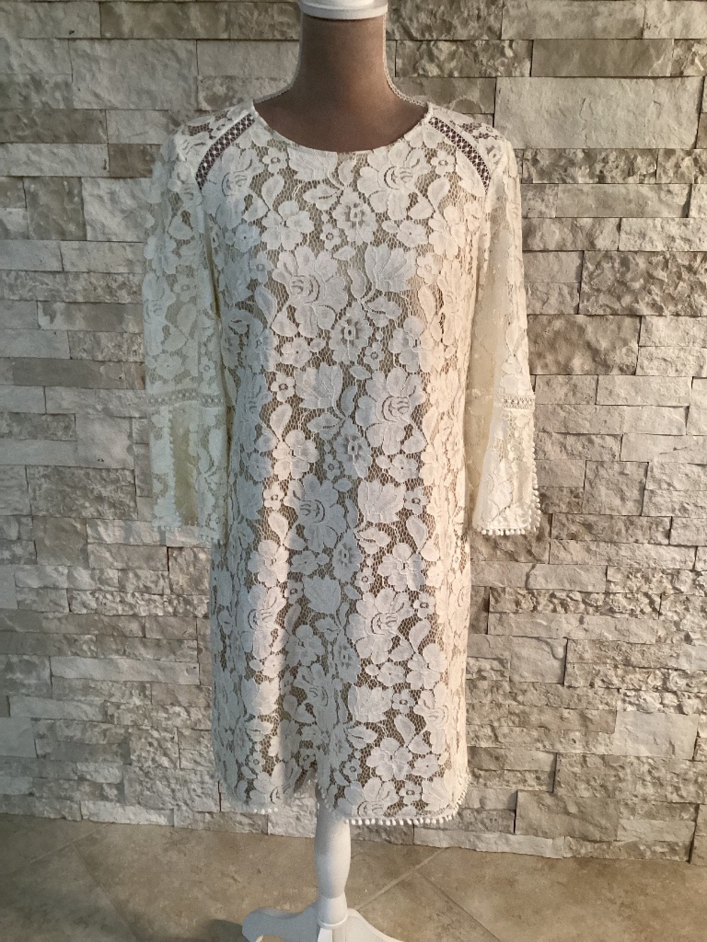 Vince Camuto Floral Lace Shift Dress